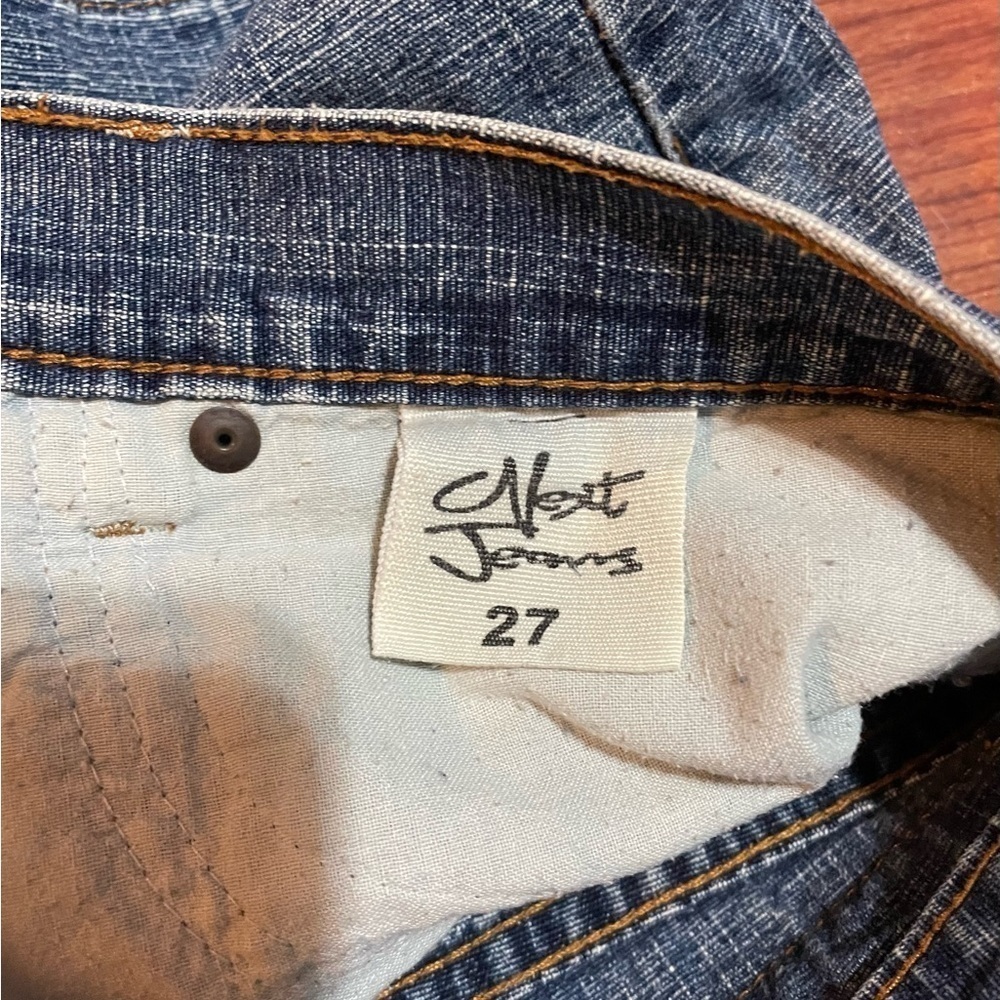 Women's Denim Short - Picture 8 of 8
